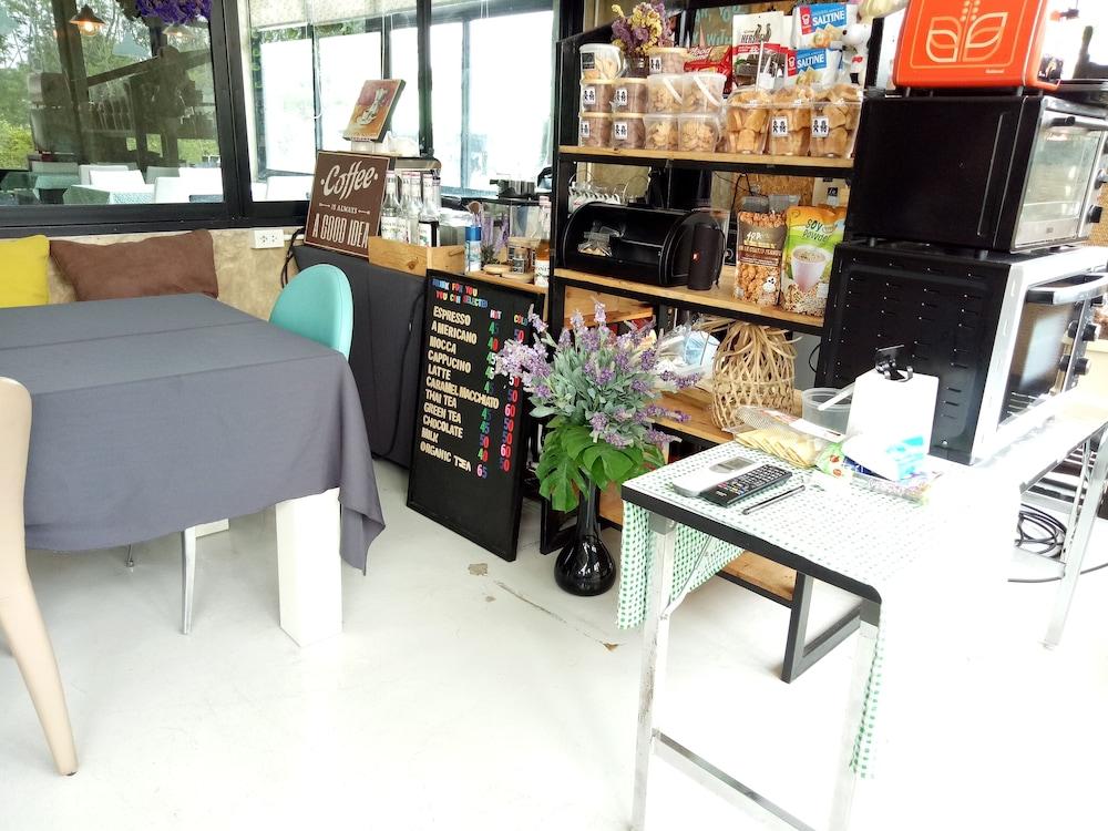 Privacy Residence Lop Buri Εξωτερικό φωτογραφία