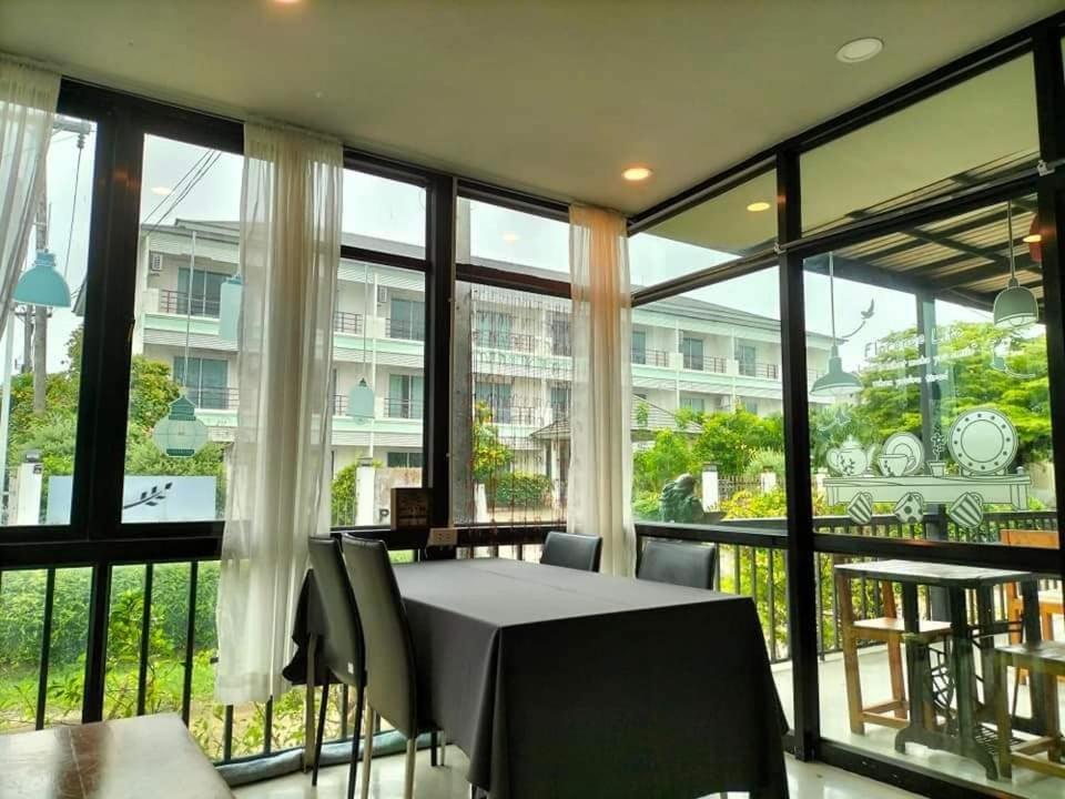 Privacy Residence Lop Buri Εξωτερικό φωτογραφία