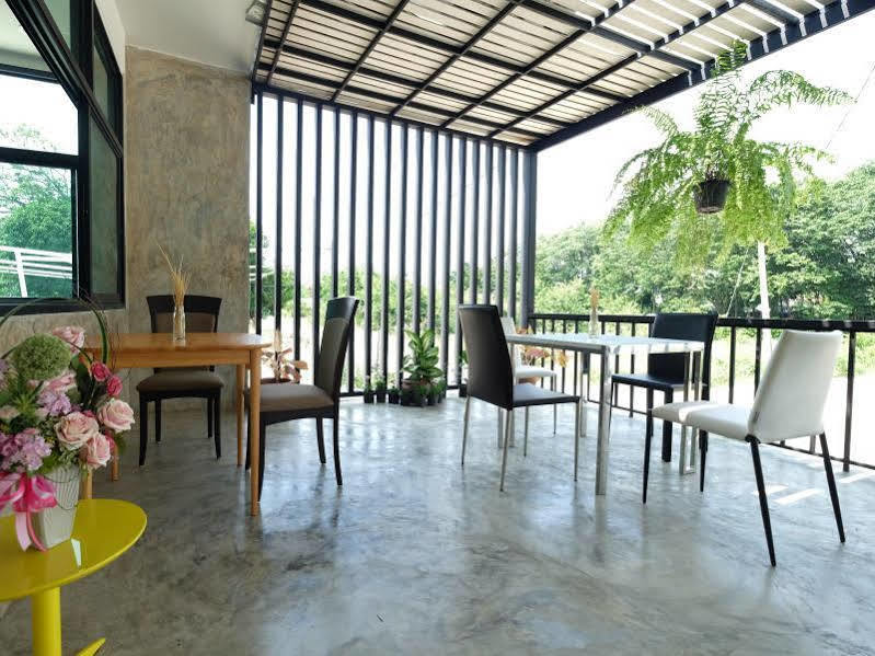 Privacy Residence Lop Buri Εξωτερικό φωτογραφία